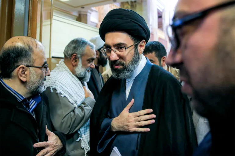 Mojtaba Khamenei, fils du guide suprême iranien, l'ayatollah Ali Khamenei, assiste à un rassemblement.