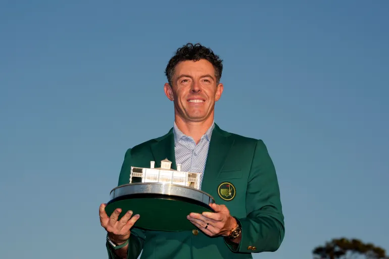 Rory McIlroy réagit.