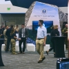 Les gens arrivent à un salon de recrutement ICE au Utah Valley Convention Center à Provo, Utah, le 15 septembre.