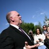 Le tsar des frontières de la Maison Blanche, Tom Homan, s'adresse à la presse à la Maison Blanche à Washington, DC, le 14 avril 2026.