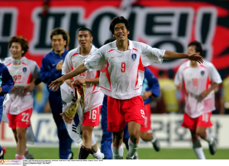 Football - coupe du monde FIFA 2002 Corée/Japon(tm) , 2e tour , Corée du Sud / Italie , Stade de la coupe du monde de Daejeon , Daejeon , Corée , 18/6/02 