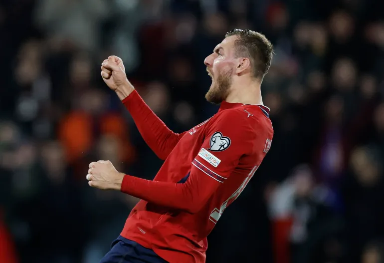 Football football - coupe du monde de la FIFA - qualifications de l'UEFA - finales - République tchèque / Danemark - epet ARENA, Prague, République tchèque - 31 mars 2026 Tomas Chory, de la République tchèque, célèbre une pénalité lors de la fusillade REUTERS/David W Cerny