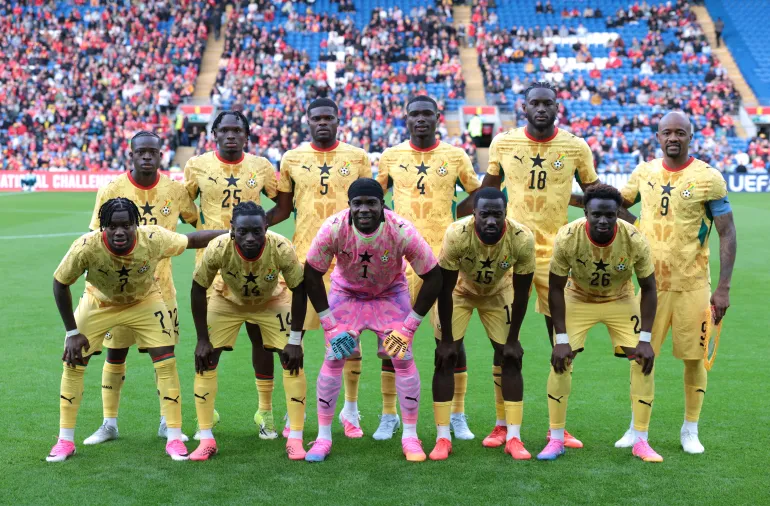 Les joueurs ghanéens posent pour une photo de groupe avant le match