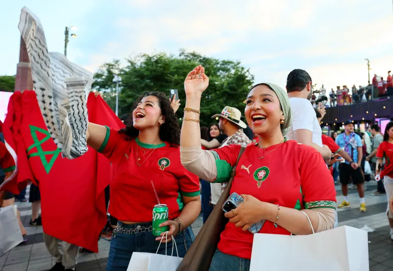Football football - coupe du monde de la FIFA 2026 - Groupe C - Ecosse / Maroc - les fans se rassemblent à New York City - New York City, New York, États-Unis - 19 juin 2026 les fans marocains célèbrent après le match à la soirée de surveillance du parc du pont de Brooklyn IMAGNEZ LES IMAGES via Reuters/Caean Couto