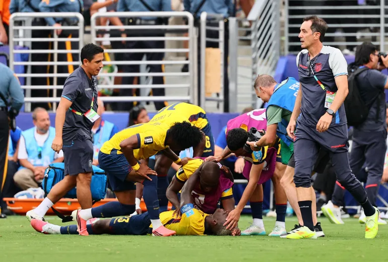 Football football - coupe du monde de la FIFA 2026 - Groupe E - Équateur / Allemagne - New York/New Jersey Stadium, East Rutherford, New Jersey, États-Unis - 25 juin 2026 les joueurs équatoriens célèbrent après le match IMAGNEZ DES IMAGES via Reuters/Caean Couto