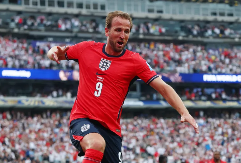 Football football - coupe du monde de la FIFA 2026 - Groupe L - Panama / Angleterre - New York/New Jersey Stadium, East Rutherford, New Jersey, États-Unis - 27 juin 2026 Harry Kane, de l'Angleterre, célèbre son deuxième but IMAGN IMAGES via Reuters/Vincent Carchietta