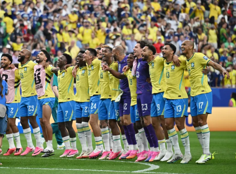 Football football - coupe du monde de la FIFA 2026 - Round de 32 - Brésil / Japon - Houston Stadium, Houston, Texas, États-Unis - 29 juin 2026 les joueurs brésiliens célèbrent après le match REUTERS/Annegert Hilse