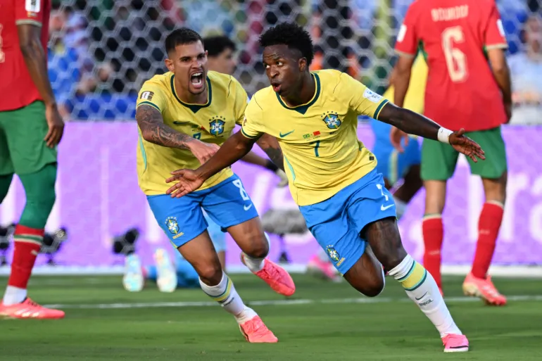 Vinicius Jr réagit.