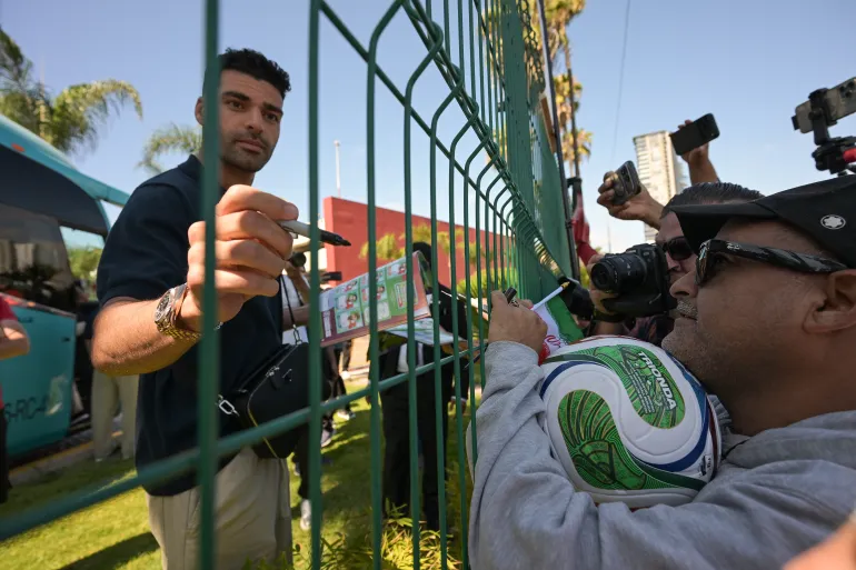 Mehdi Taremi réagit.