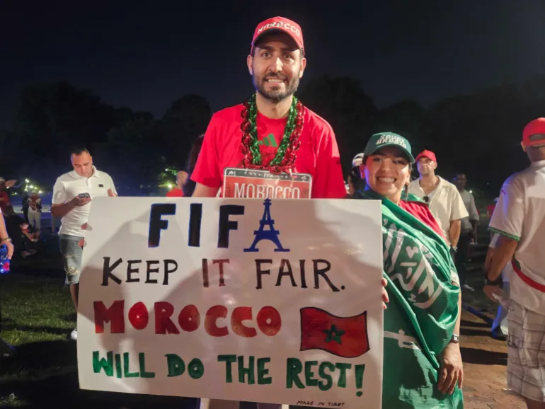 Les supporters marocains se rassemblent à Boston avant le quart de finale de la Coupe du Monde de la FIFA contre la France [Hafsa Adil/Al Jazeera]