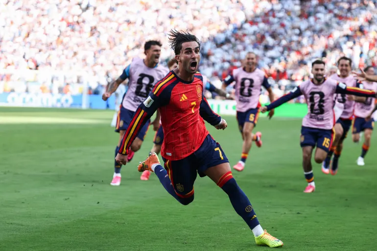 L'attaquant espagnol n°07 Ferran Torres célèbre le premier but de son équipe lors du match final de la Coupe du monde de football 2026 entre l'Espagne et l'Argentine au stade New York/New Jersey à East Rutherford le 19 juillet 2026.