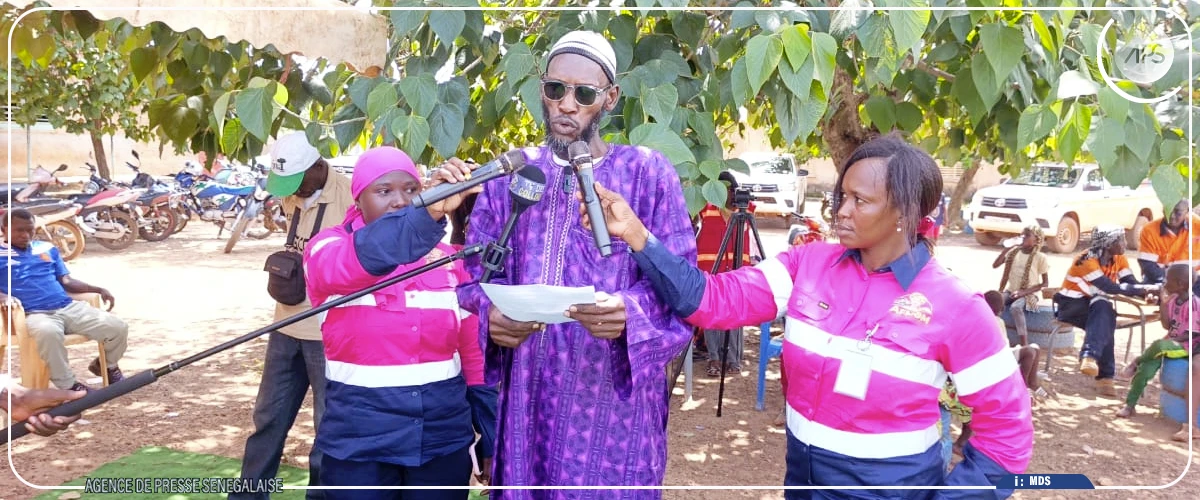 Kédougou : des kits scolaires remis à 70 meilleurs élèves filles des villages impactés de la mine d’or de Mako